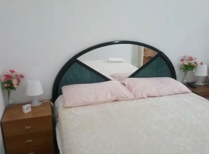 Sweet Apartment *